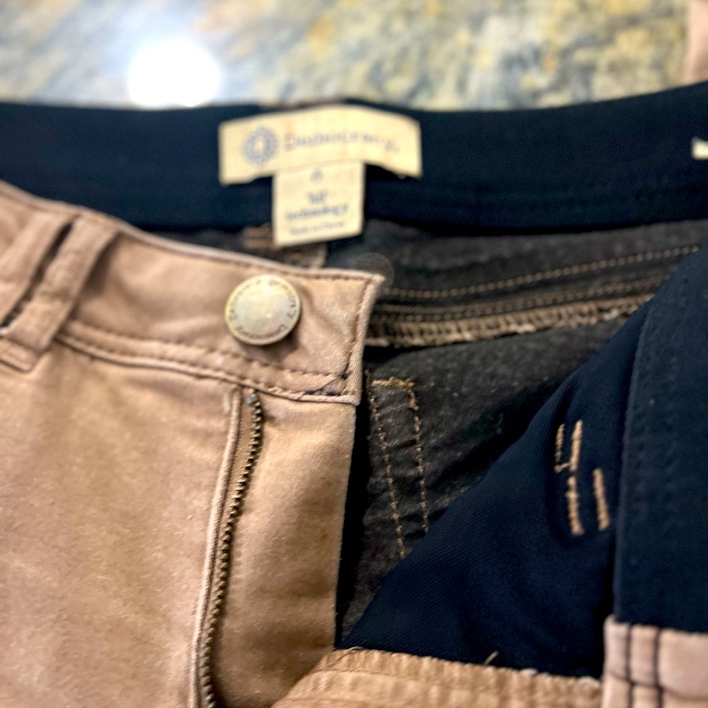 Democracy Tan Jegging